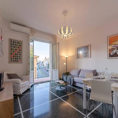 Altido Family Apt For 6 Located Minutes From The Sea Daire Cenova Dış mekan fotoğraf