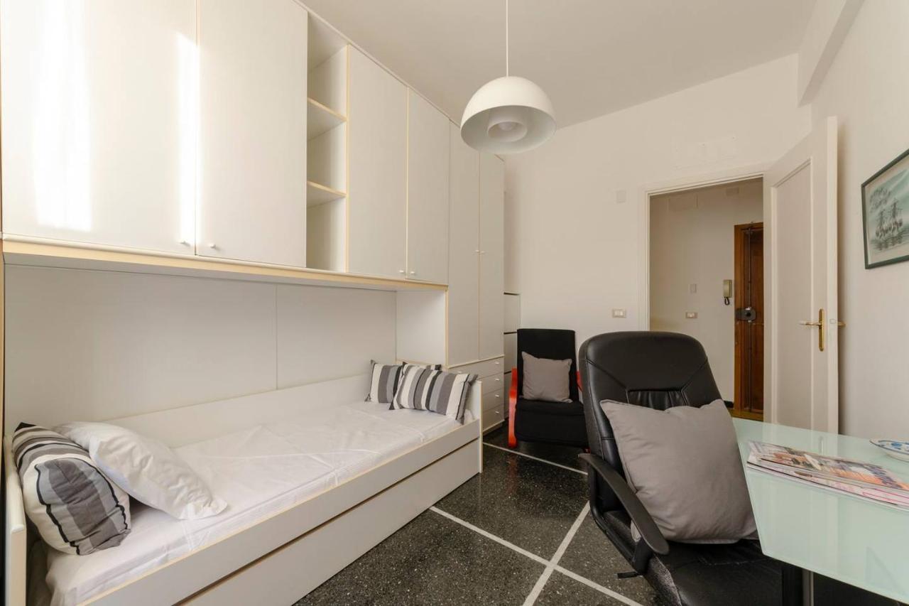 Altido Family Apt For 6 Located Minutes From The Sea Daire Cenova Dış mekan fotoğraf